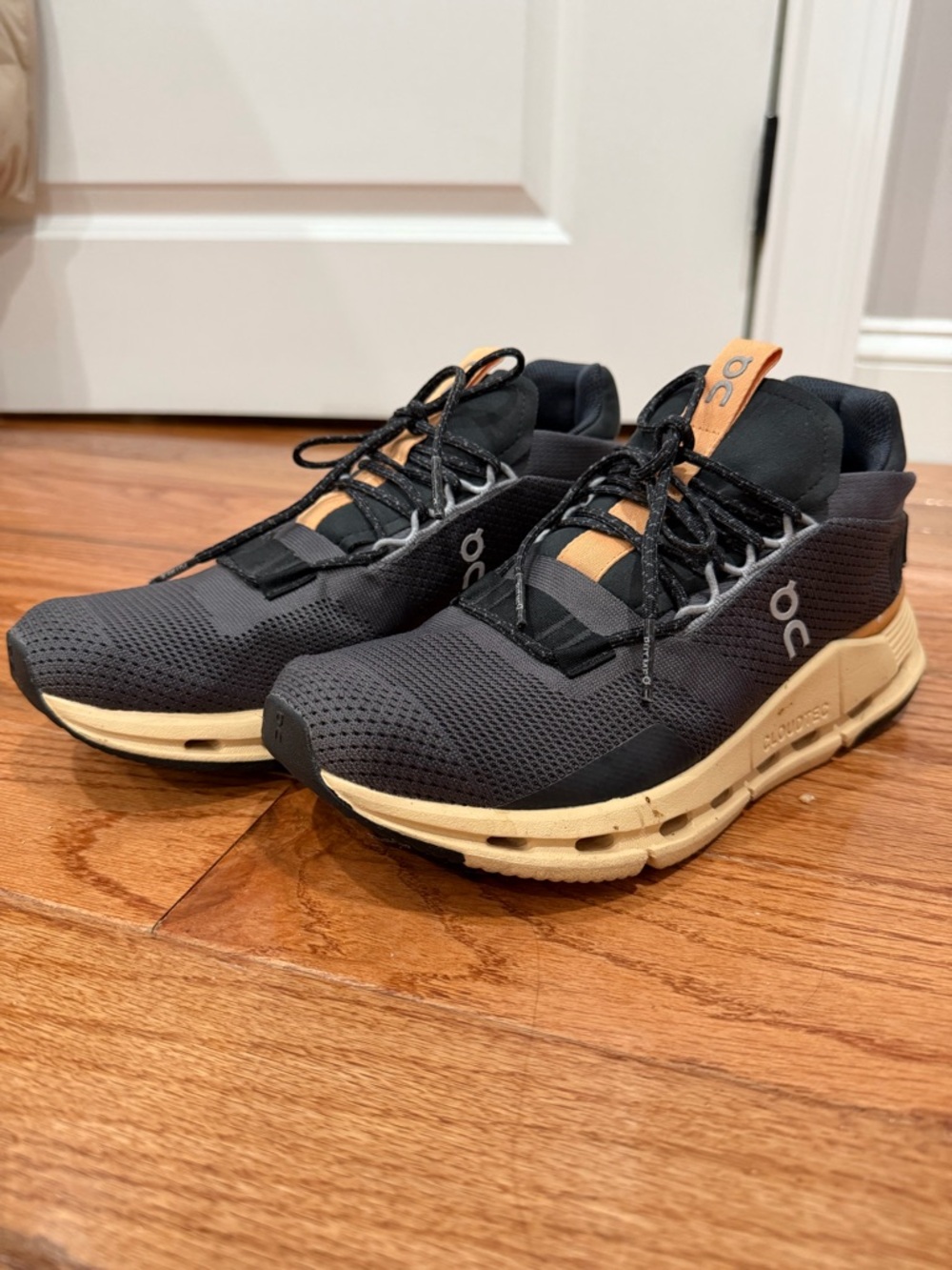 On Running Cloudswift Women’s Running Shoes - Black/Tan